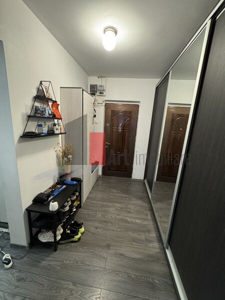 Gorjului, vanzare apartament 2 camere, centrala termica.